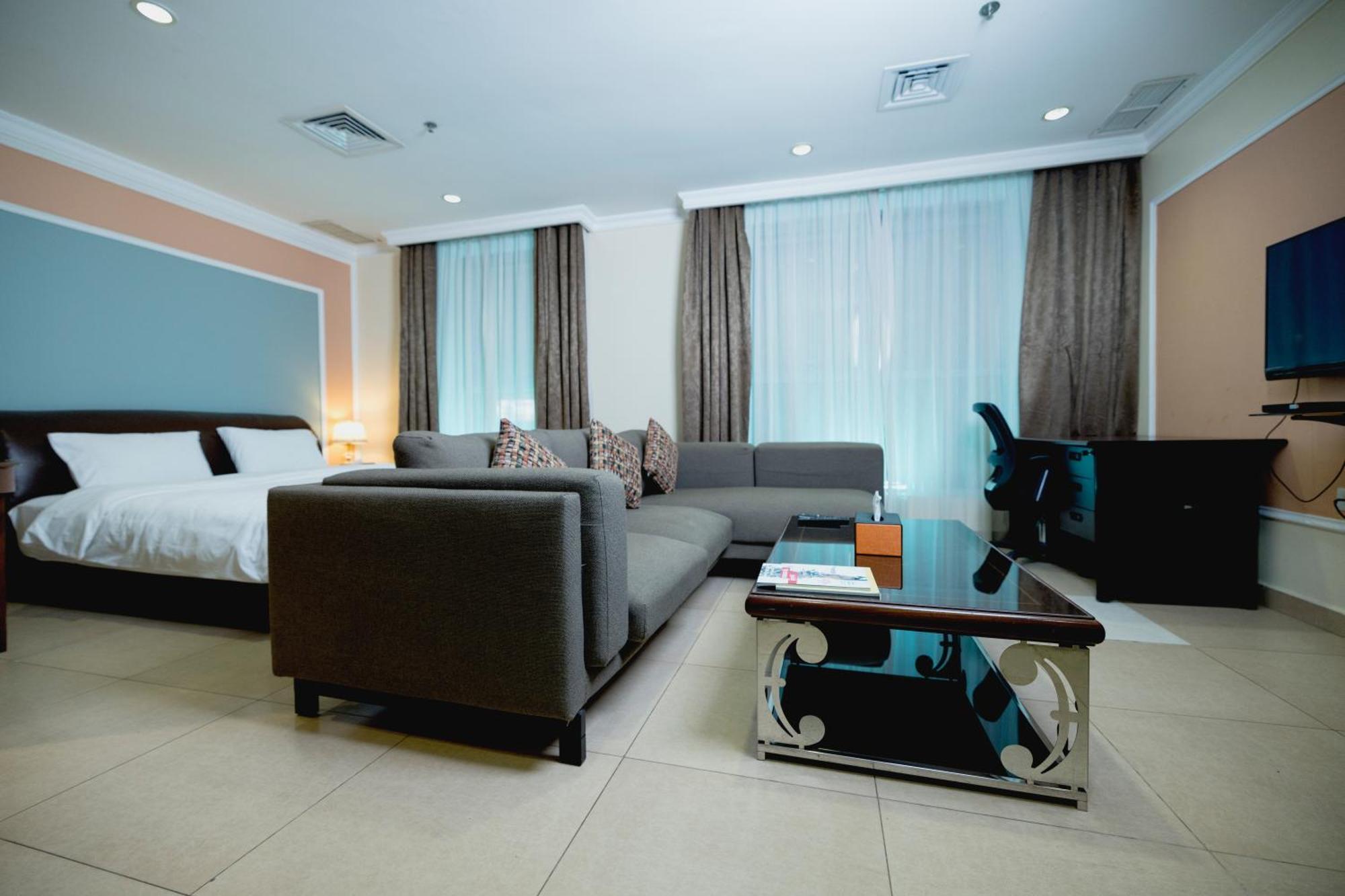 Laguna Hotel Suites Koweït Extérieur photo